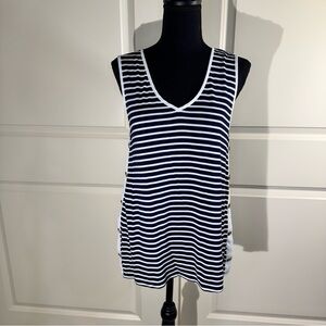 W5 Navy & White Striped V‑Neck Tank
